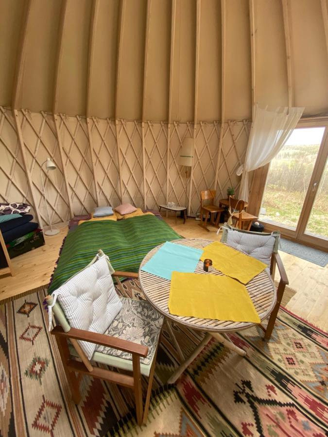 Luxusní stan Black Yurt Chromiec